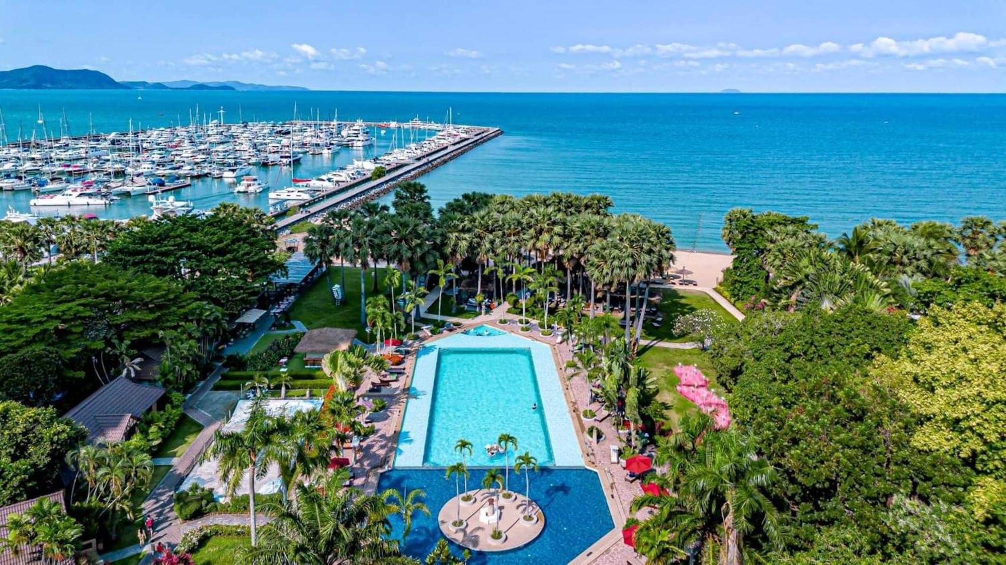 Botany Beach Resort Pattaya Na Chom Thian Exterior photo